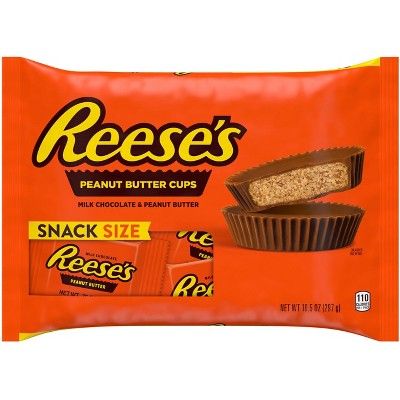 Reeses Candy, Reese's Chocolate, Free Coupons By Mail, Peanut Butter Snacks, Reese's Peanut Butter Cups, Reeses Cups, Milk Chocolate Candy, Baby Shower Candy, Chocolate Peanut Butter Cups