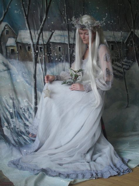 Mōdraniht – Mothers Night Ancient Scandinavia, Goddess Frigg, Yule Blessings, Happy Solstice, Wheel Of The Year, Sun God, Snow Queen, Noel Christmas, Norse Mythology