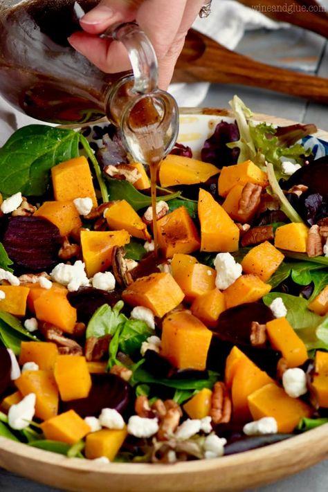 Roasted Beet Salad Refrigerator Pickled Beets, Canned Pickled Beets, Roasting Beets In Oven, Pickled Beets Recipe, Red Onion Recipes, Beet Salad Recipes, Roasted Beet Salad, Butternut Squash Salad, Goat Cheese Recipes