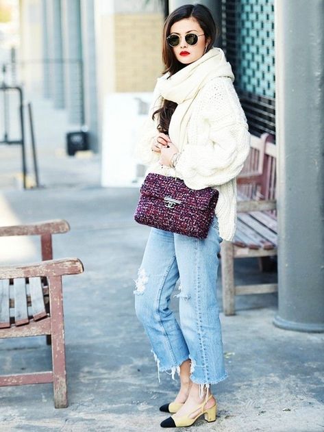 10 Style Bloggers, 10 Very Clever Outfit Tweaks | Who What Wear UK Tweed Bag Outfit, Tweed Chanel Bag, Chanel Tweed Bag, Chanel Bag Outfit, Jeans With Chains, November Fashion, Tweed Bag, Outfit Inspiration Women, Chanel Tweed