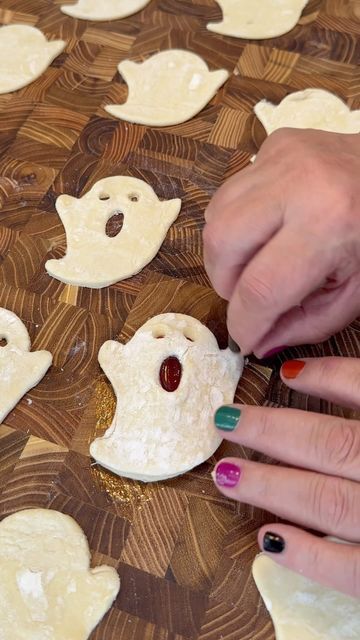 Puff Pastry Ghosts, Ghost Pastries, Plum Jam, Puff Pastry, Powdered Sugar, Scones, Vanilla Extract, Butter Cream, Cream Cheese