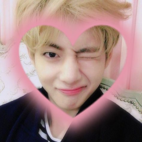 Bts Polaroid, V Cute, Bts Concept Photo, Taehyung Funny, Bts Aesthetic Pictures, Kim Taehyung Funny, Kim Taehyung Wallpaper, V Taehyung, Foto Bts