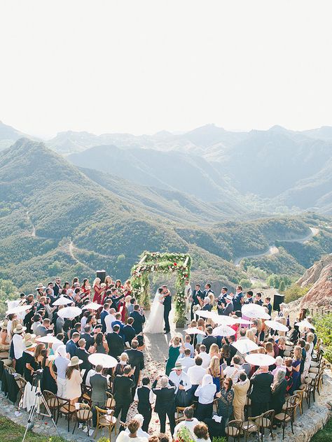 Malibu, California offers vast views of endless mountainside for a beautiful wedding ceremony destination. Malibu Rocky Oaks Wedding, Wedding Locations California, Destination Wedding Cost, Malibu Rocky Oaks, Mountain Top Wedding, Southern California Wedding Venues, Mountain Wedding Venues, Malibu Wedding, California Wedding Venues