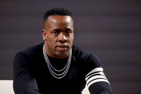 Renowned Rapper Yo Gotti’s Pragmatic Stance on Private Flights. Yo Gotti, a prominent figure in the rap scene, has undoubtedly achieved remarkable success. IG: See more posts here 👇👇👇 https://www.instagram.com/theurbanspotlight.com_official #yogottikom #yogottichallenge #yogottibirthdaybash #yogottiandfriends #yogotticoncert #yogottivoice #yogottibirthdaybash6 #yogottibdaybash #nojumper #djakademiks #viralpost #viral #entertainmentnews #celebritygossip #instagossip Ruff Ryders, Flying First Class, Private Flights, Yo Gotti, Bad Haircut, Goin Down, Private Jets, Surprising Facts, American Rappers