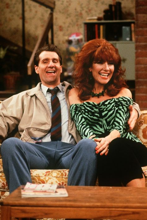 Al and Peg Bundy Peggy Bundy, The Last In Line, 1980s Tv Shows, Al Bundy, Kids Comedy, Friend Costumes, 80s Disco, Married With Children, And Peggy