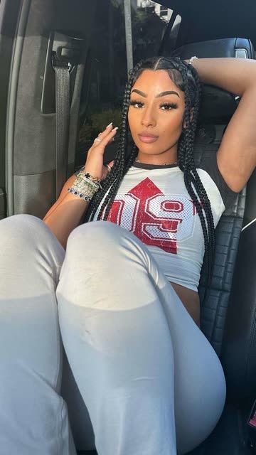 View this Snap from RubiRose on Snapchat! Bundles Hairstyles, Rose Braid, Rubi Rose, Rapper Outfits, Summer Vacation Outfits, Cute Swag Outfits, Pretty Selfies, Swag Outfits, Protective Styles