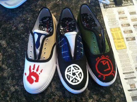 Supernatural Shoes, Supernatural Outfits, Toms Shoes Women, Supernatural Bloopers, Supernatural Tattoo, Disney Toms, Painted Canvas Shoes, Toms Shoes Outlet, Supernatural Imagines