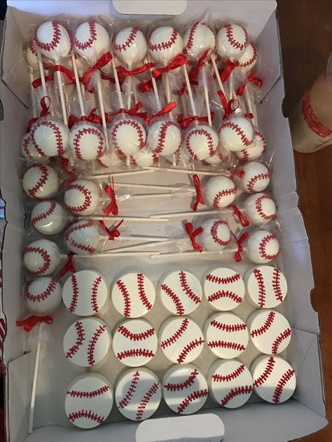 Cake Pops Baseball Theme, Baseball Treats For Birthday, Baseball Oreo Cookies, Cake Pops Baseball, Baseball Mvp Award Ideas, Dodgers 1st Birthday Party, Rookie Of The Year First Birthday Treats, Rookie Year Birthday Cookies, Rookie Of The Year Desserts