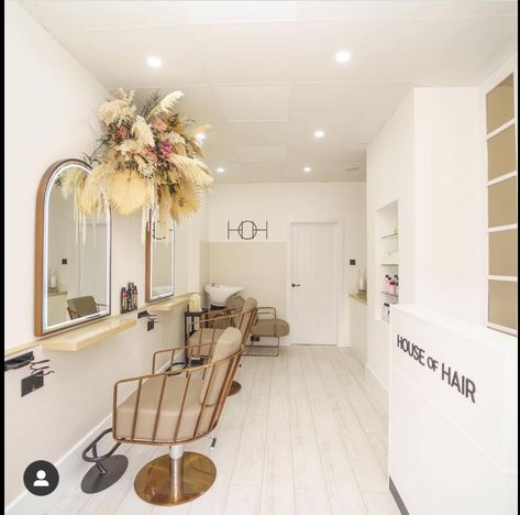 Salon Room Ideas Small, Hair Salon Small Space, Small Space Beauty Salon Ideas, Hair Salon Suites Small Spaces, Styling Chairs Salon, Two Chair Salon Suite, Small Hair Salon Design Ideas, Small Salon Aesthetic, Micro Salon Ideas