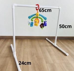 Diy Baby Play Gym, Diy Baby Gym, Newborn Play, Baby Kingdom, Diy Tent, Baby Play Gym, Baby Toys Diy, Diy Playground, Daycare Activities