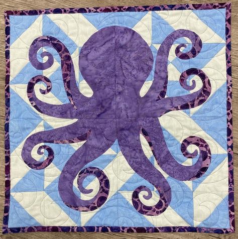 Octopus Quilt, Octopus Applique, Beatles Nursery, Quilt Applique Patterns, Nautical Quilt, Preschool Projects, Quilt Applique, Applique Quilt Patterns, Animal Quilts