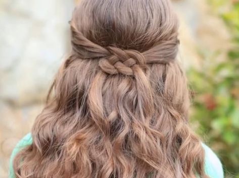 celtic knot hairstyle Celtic Hairstyles, Knot Braids, Celtic Knot Hair, Cute Prom Hairstyles, Day Hairstyles, Viking Braids, Cute Ponytails, Hair Knot, Types Of Braids