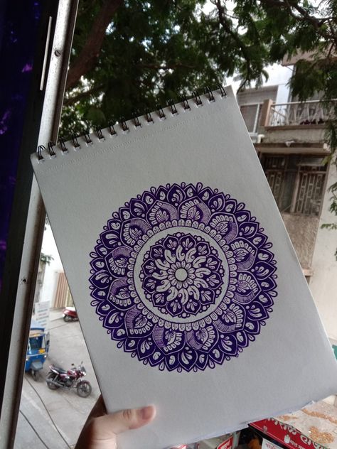 Canvas Mandala Painting, Small Mandala Art, Mandala For Beginners, Beautiful Mandala Art, Mandala Arts, Mandala Book, Easy Mandala Drawing, Sky Art Painting, Mandala Art Therapy