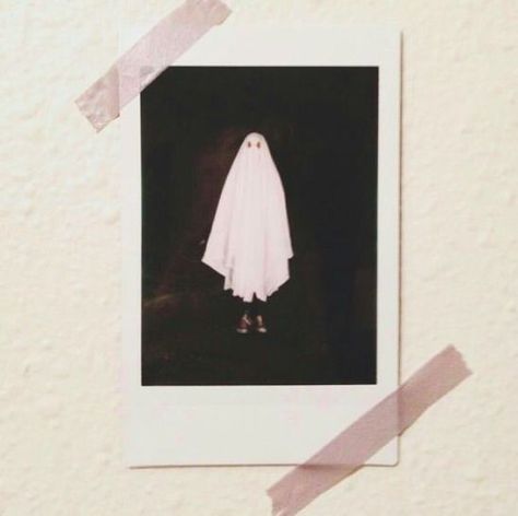 A Ghost, We Heart It, Ghost, Lost, Wall, Photography, White