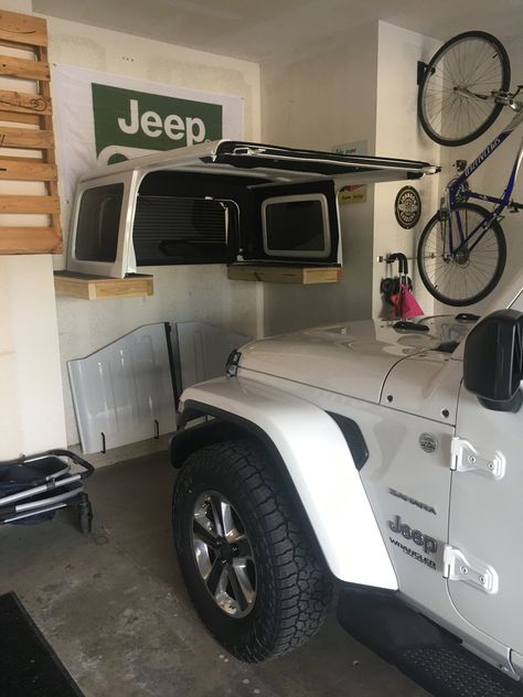 Jl Jeep Wrangler, Jeep Wrangler 2 Door Accessories, Jeep Garage Ideas, Jeep Wrangler Sahara Accessories, 2023 Jeep Wrangler Accessories, Jeep Hair Ideas, Jeep Wrangler Jku Ideas, Custom Jeep Interior, Jeep Wrangler Rubicon Accessories