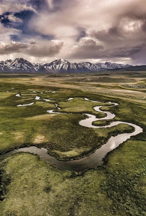 Winding River, Landscape Pictures, Photography Techniques, Best Photographers, Landscape Photographers, Landscape Photos, Mother Earth, Beautiful Landscapes, Amazing Photography