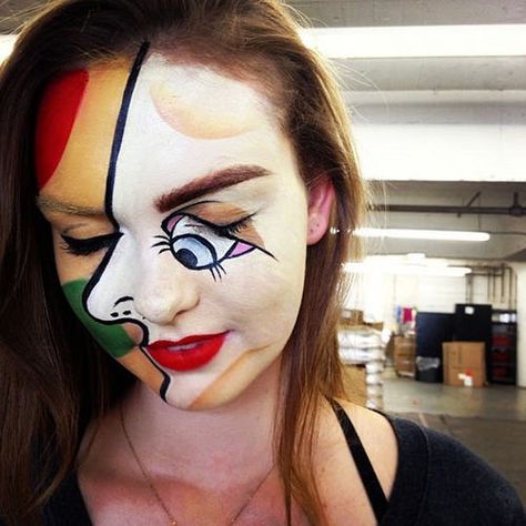 http://www.pinterest.com/fleurduluxe/halloween-makeup/  Abstract art face makeup. Painting Makeup, Cool Halloween Makeup, Makeup Humor, Art Costume, American Gothic, Special Effects Makeup, Fx Makeup, Stage Makeup, Halloween Make Up