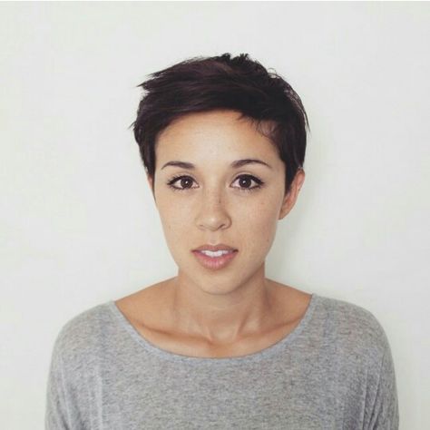 Kina Grannis                                                                                                                                                                                 More Kina Grannis Hair, Asian Woman Pixie Haircut, Queer Asian Hair, Ginnifer Goodwin Pixie, Pixie Haircut Girl 90s, Kina Grannis, Dress Hairstyles, Hair Life, Hair Reference