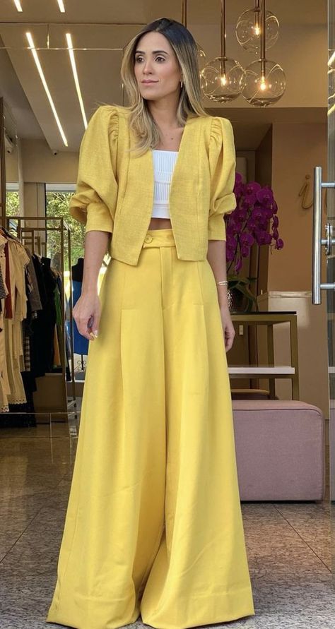 Elegant Linen Wide-leg Dress Pants, Chic Spring Wide-leg Pant Set, Elegant Semi-formal Linen Sets, Chic Wide-leg Pants Sets, Elegant Tailored Wide-leg Pants Sets, Chic Evening Dress, Mode Kimono, Trendy Shirt Designs, Linen Fashion