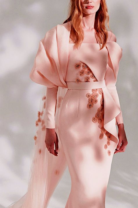 AZZI & OSTA Couture Fall Winter 2021 #azzi&osta #azzi&osta2021 #fashion #moda #dress #vestido Houte Couter Dress, Houte Couter, Azzi And Osta, Azzi Osta, Blueberry Lemon Cake, Lemon Cake, All About Fashion, Runway Fashion, Bridal Dresses