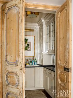 This appears ot be a bar area, but I'm putting it under pantries because I'd never have a bar. House Tour: Lovely Lakeside - Design Chic Design Chic Design Chic Ashley Gilbreath Interiors, Ashley Gilbreath, Pantry Layout, House Pantry, Chateaux Interiors, Home Wet Bar, Pantry Laundry Room, Columbus Georgia, Barn Kitchen