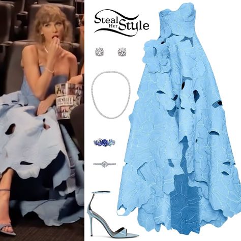 Taylor Swift: Blue Cut-Out Dress and Sandals | Steal Her Style Bulgari Serpenti Necklace, Taylor Swift Blue, Instagram Taylor Swift, Dress And Sandals, Movie World, Bulgari Serpenti, Starburst Ring, Steal Her Style, Cathy Waterman