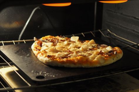 Scallop And Bacon Pizza, Scallop Pizza, Bacon Scallops, Pizza Oven Recipes, Bacon Pizza, Flatbread Pizza, Paula Deen, Pizza Pizza, Oven Recipes