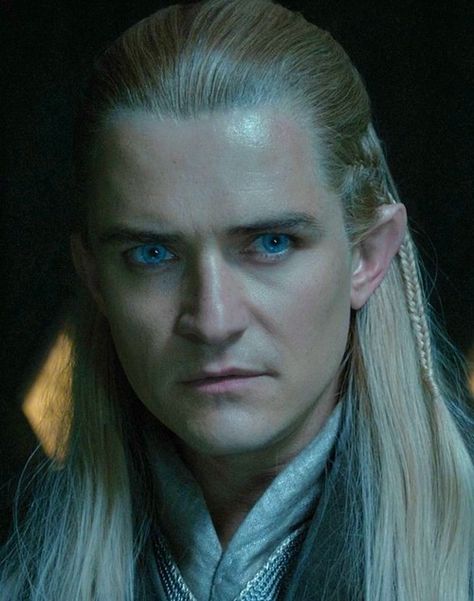 Legolas Legolas Hot, Middle Earth Elves, Orlando Bloom Legolas, Lotr Legolas, Legolas And Tauriel, Animals Quotes, Legolas And Thranduil, Misty Eyes, Tolkien Elves