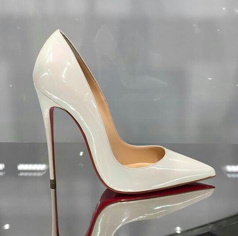 White Ysl Heels, White Stiletto Heels, Elegant Shoes Heels, Men High Heels, Hak Tinggi, Shoe Heels, Jeweled Shoes, Heels White, Fashion Shoes Heels