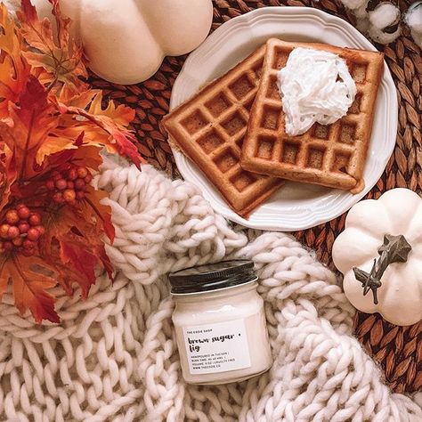 🍁 FALL CANDLES RELEASING TOMORROW!! 🍁 . One of the candles hitting the shop tomorrow: 🍂 BROWN SUGAR + FIG 🍂 A scent to warm you to your core and fill you with the sweetness of fig, maple sugar, caramel, and vanilla 😌 . Be sure to be here tomorrow when all the scents are available for you to take home! 😍  #Regram via @B1MybsdAKb9 Brooke Core, Sweet Candle, Fig Candle, Fall Friends, Sweet Candles, Maple Sugar, Diy Cooking, Book Board, Fig Leaves