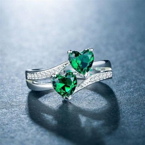 Check out Kalyan's latest collection of unique silver rings for women. We offer stylish and eye-catchy designs of fashionable jewellery at the best prices! Also, explore personalized engagement rings, wedding rings and daily wear rings at our official web store. Emerald Engagement Ring Green, Emerald Birthstone, Green Emerald Ring, Wedding Ring Sizes, Silver Jewels, Emerald Engagement, Silver Wedding Rings, Emerald Engagement Ring, Paros