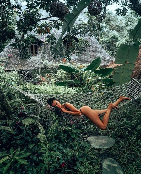 Jungle Hammock, Bali Guide, Jungle Life, Green Plants, Hammock, Bali, Cottage, Forest, Wonder