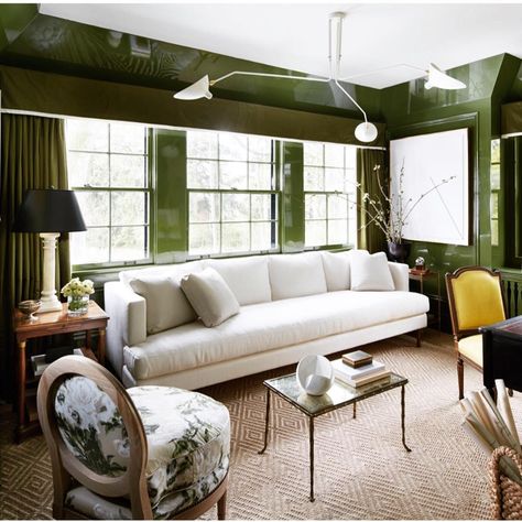 Lacquered Walls, House Green, Living Dining Rooms, Luxurious Room, Cottage Living Rooms, Exterior Paint Colors For House, Green Walls, Green Room, Pretty Room