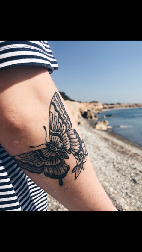 Butterfly Tattoo Below Elbow, Butterfly Ditch Tattoos, Old Style Butterfly Tattoo, Western Butterfly Tattoo, American Traditional Butterfly Tattoo Black, Side Elbow Tattoo, Elbow Butterfly Tattoo, Traditional Tattoo Butterfly, Butterfly Tattoo Traditional