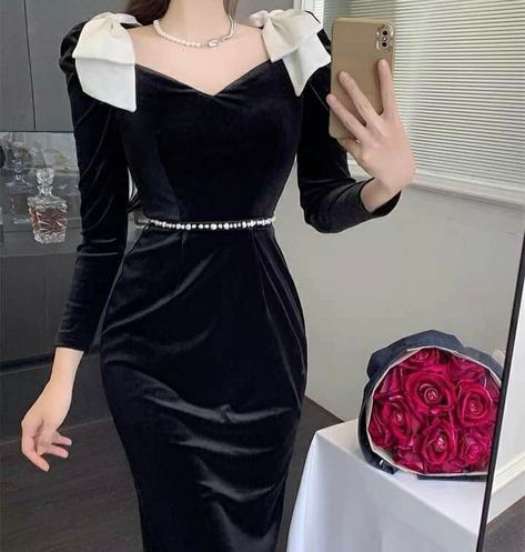 Black And White Long Dresses, Cute Dresses For Party, Elegant Outfit Classy, Draping Fashion, Soiree Dress, Fairy Dresses, Women Dresses Classy, Elegant Dresses Classy, Dress Design Sketches