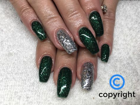 Emerald Green Nails With Silver Glitter, Emerald Green Glitter Nails, Dark Green Glitter Nails Acrylic, Grey Sparkly Nails, Dark Green Sparkly Nails, Dark Green Sparkly Acrylic Nails, Black And Green Sparkle Nails, Green Sparkling Nails, Green And Silver Nails