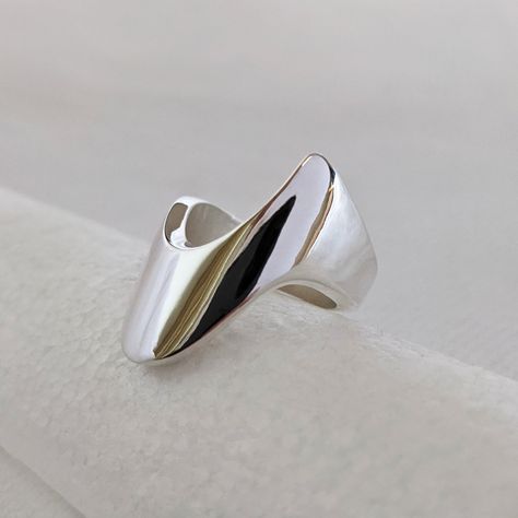 Modern Minimalist Jewelry, Futuristic Rings, Futuristic Ring, Geometrical Jewelry, Sculptural Rings, Futuristic Accessories, Modern Silver Ring, Futuristic Jewelry, Architectural Rings