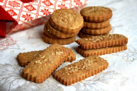 Recipes With Molasses, Recipe For Gingerbread Cookies, Ginger Shortbread, Chewy Ginger Molasses Cookies, Molasses Recipes, Ginger Molasses, Christmas Shortbread, Ginger Molasses Cookies, Simply Home