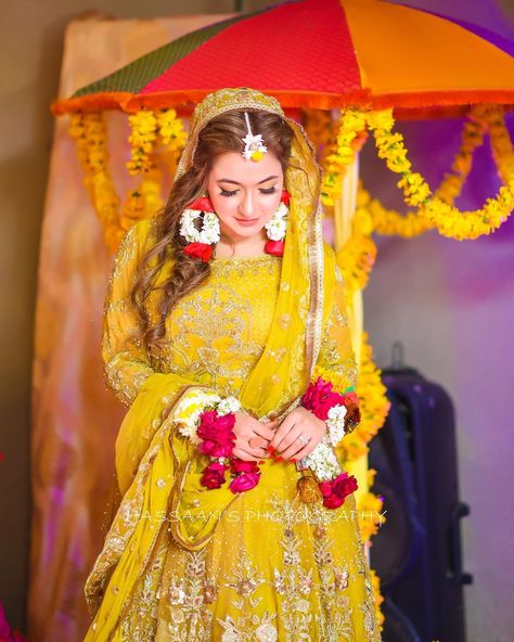 Hassaan’s Photography on Instagram: “Prettiest @rumsha.m on her mayoun #Rumaad” Mayan Outfit, Haldi Look For Bride, Haldi Photoshoot, Mayon Dresses, Haldi Ceremony Outfit, Bridal Mehndi Dresses, Mehndi Dresses, Bridal Hijab, Desi Wedding Dresses