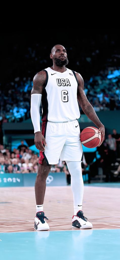 Lebron Outfit, Lebron James Draft, Wallpaper Nba, Lebron James Art, Lebron James Wallpapers, Draft Day, Nike Wallpapers, Basket Nba, Cool Nike Wallpapers