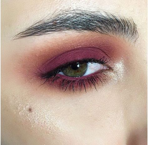 This Pin was discovered by Sazan. Discover (and save!) your own Pins on Pinterest. Make Up Guide, Maquillage On Fleek, 2019 Makeup, Beauty Make-up, Long Lashes, Makeup Goals, Eye Make, Makeup Makeup, Eyeshadow Looks