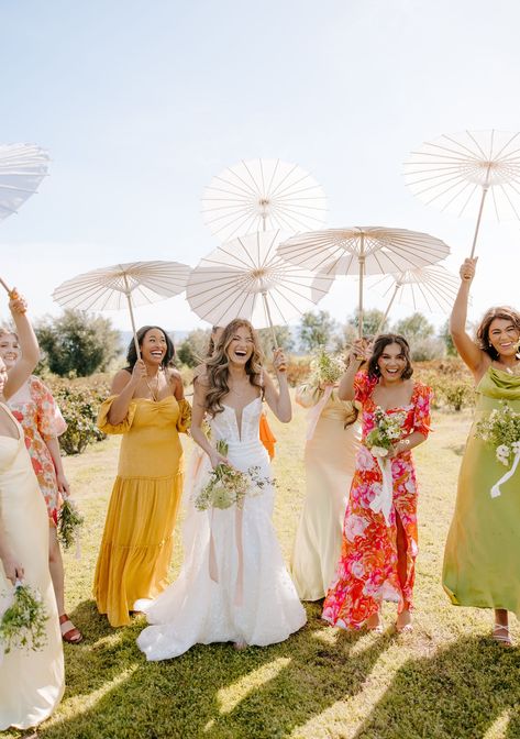 Parasol Wedding, Bridesmaid Inspiration, Umbrella Wedding, Outdoor Wedding Inspiration, Bridesmaids Photos, Fancy Wedding Dresses, Cocktail Dress Wedding, Garden Party Wedding, Wedding Mood