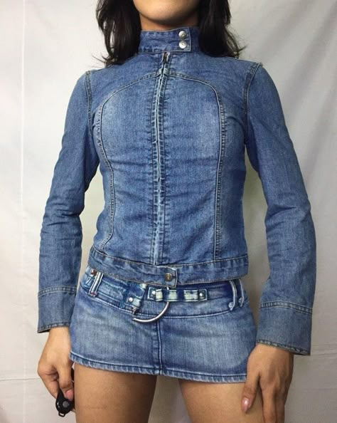 Denim Moto Jacket, Sg Style, Denim Biker Jacket, Pretty Swimwear, Denim Skirt Outfits, Jeans Outfit Casual, Effortlessly Chic Outfits, 가을 패션, Girly Outfits