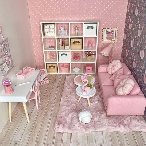 Doll House Rooms Ideas, Barbie Doll Furniture Diy, Barbie Doll Room, Big Doll House, Barbie House Furniture, Pink Dollhouse, Dollhouse Furniture Diy, Diy Barbie House, Dollhouse Living Room