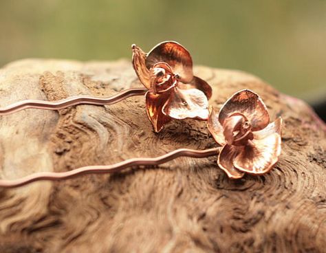 Beauty gift Real orchid hair pin natural flower hairfork Orchid Hair, Elven Jewelry, Electroformed Jewelry, Jewelry Flower, Orchid Flowers, Botanical Jewelry, Black Orchid, Metal Leaves, Hair Stick