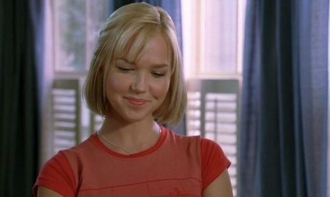 Hair Inspp, Cute 2000s Outfits, 2000s Films, John Tucker Must Die, Aquamarine Movie, Arielle Kebbel, John Tucker, Haircut Inspo, Horrible People