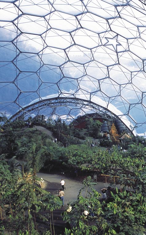 The Eden Project, England. Largest greenhouse on earth. Cornwall Holiday, The Eden Project, Dome Greenhouse, Dome Structure, Large Greenhouse, Eco City, Eden Project, The Eden, Geodesic Dome