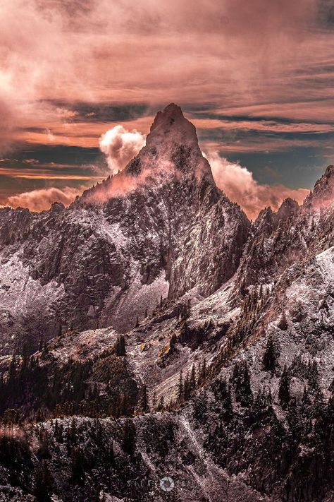 Life In Northwest Washington | Kaleetan Peak in Snoqualmie Pass area | Facebook Pnw Wallpapers, Pacific Northwest Landscape, Washington Pass Overlook, Pacific Northwest Native Trees, The Pacific Northwest, Landscape Wallpaper, North West, Washington