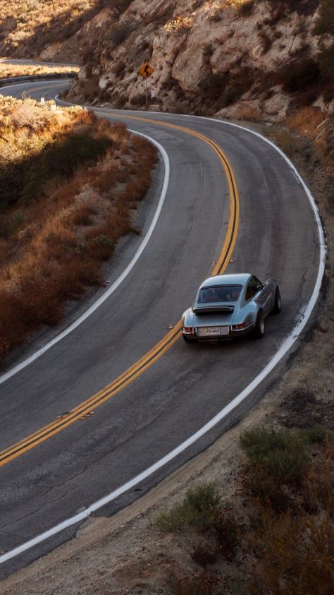 Singer Porsche, Vintage Porsche, Fall 24, Winding Road, Automotive Photography, Classic Porsche, Classy Cars, Porsche Cars, Top Gear