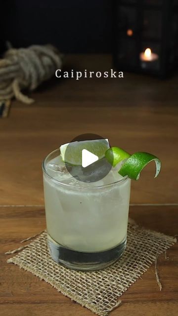 La María Café Bar on Instagram: "Caipiroska: una explosión de sabores frescos y vibrantes que te harán viajar directo a las playas tropicales con cada sorbo #coctails #cocktails #coctelería #copas #cockatiels #coctels #bebida #bebidas #caipiroska" Bar, On Instagram, Instagram